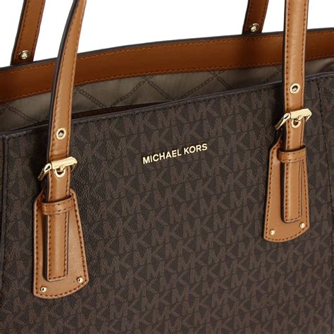 borsa da lavoro michael kors|Borse per laptop e borse portadocumenti in pelle da uomo.